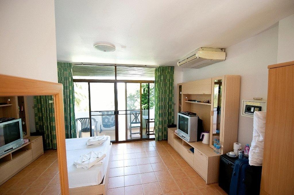 Karon Cliff Contemporary Boutique Bungalows 호텔 외부 사진